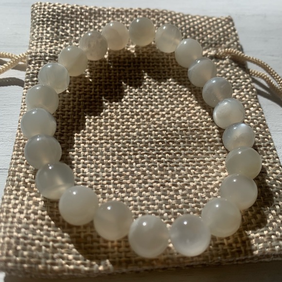 BrandNew Moonstone Adjustable Bracelet Genuine Rainbow Moonstone Bracelet - Picture 2 of 5